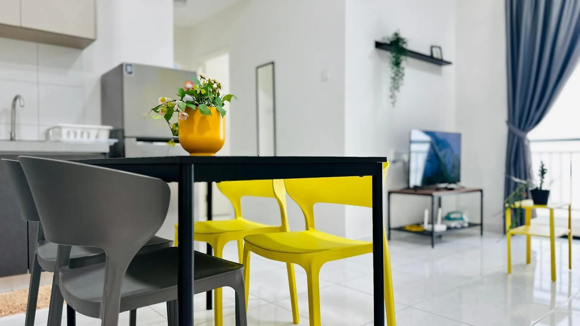 New The Sun Homestay At Sg Nibong Nearby Queensbay Or Pisa Or Ftz Bayan Lepas Heng Apartment