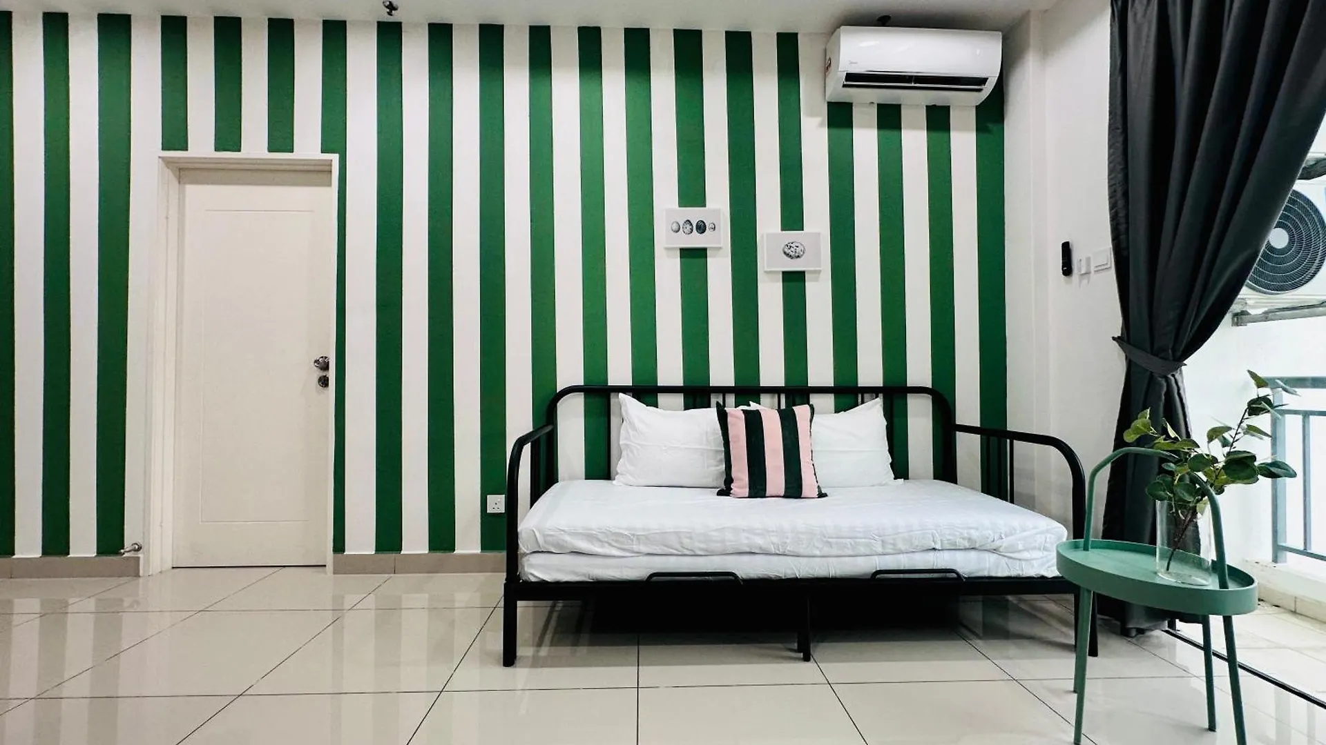 Apartment New The Sun Homestay At Sg Nibong Nearby Queensbay Or Pisa Or Ftz Bayan Lepas Heng