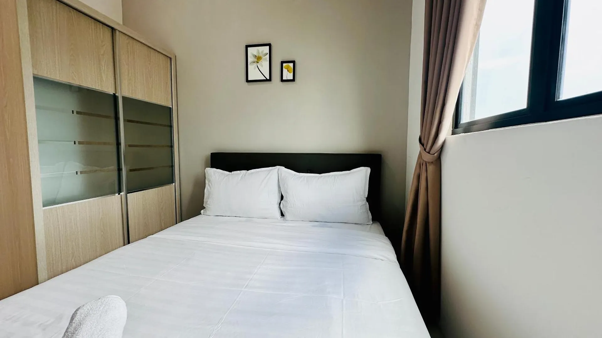 New The Sun Homestay At Sg Nibong Nearby Queensbay Or Pisa Or Ftz Bayan Lepas Heng Apartment