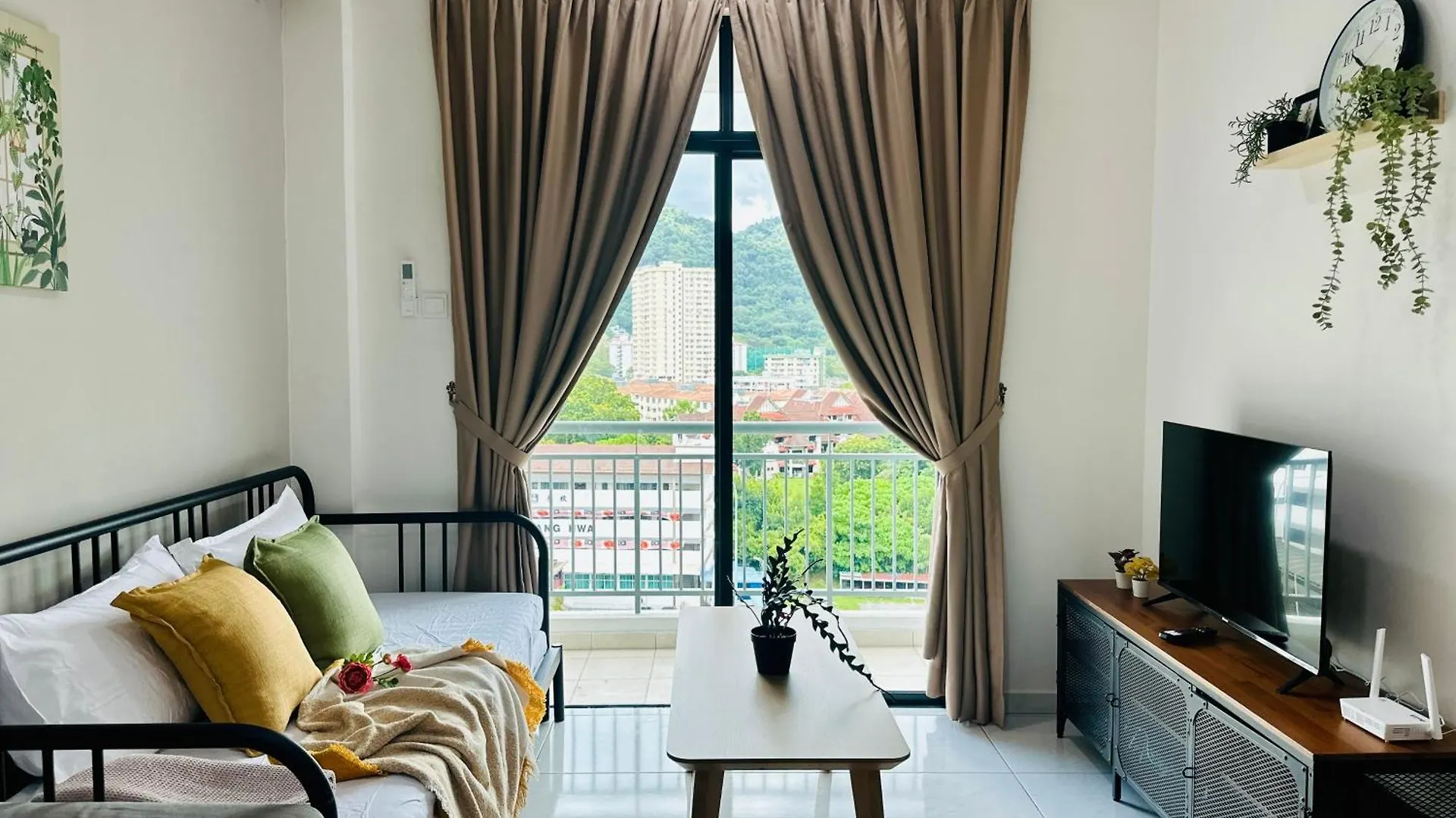 New The Sun Homestay At Sg Nibong Nearby Queensbay Or Pisa Or Ftz Bayan Lepas Heng