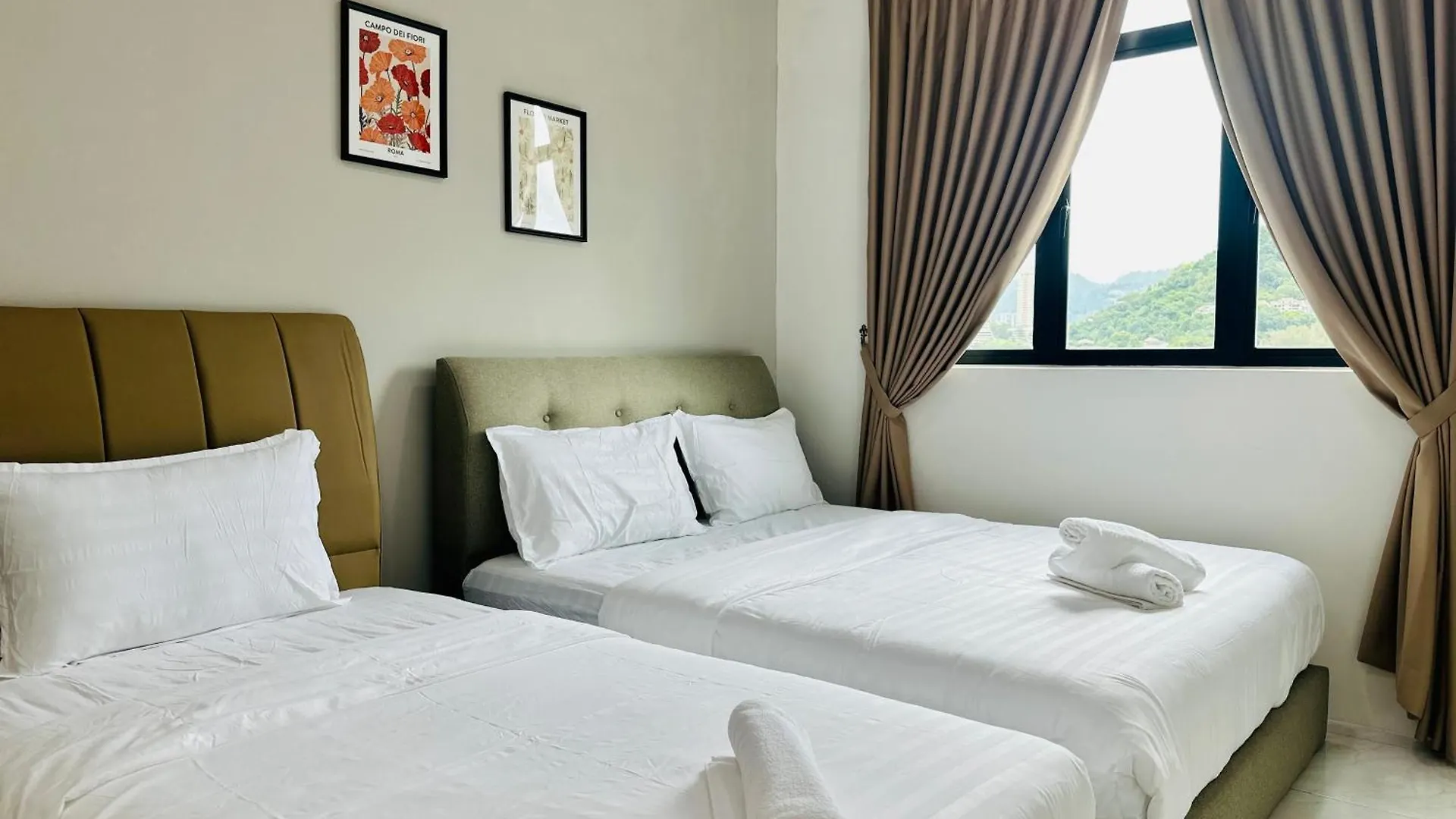 New The Sun Homestay At Sg Nibong Nearby Queensbay Or Pisa Or Ftz Bayan Lepas Heng 0*,  Malaysia